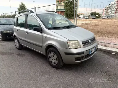 Usata Fiat Panda Emotion 69 CV (50 kW) 2004 Utilitaria