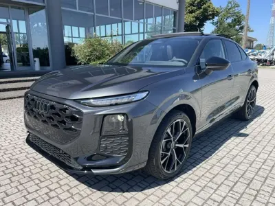 Nuova Audi Q3 Sportback S-Line 150 CV (110 kW) 2026 Grigio daytona SUV
