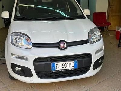 Usata Fiat Panda Lounge 69 CV (50 kW) 2017 Bianco Berlina
