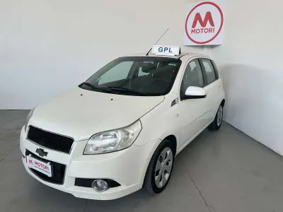 Usata Chevrolet Aveo LT 84 CV (61 kW) 2010 Bianco Berlina
