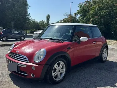Usata Mini Cooper 116 CV (85 kW) 2005 Rosso Utilitaria