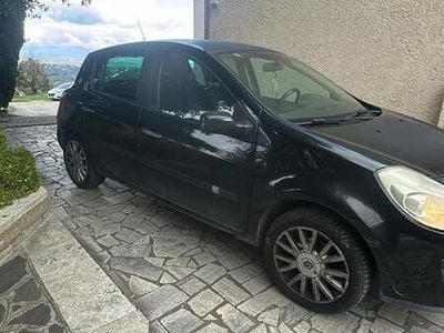 Nero Usata 2007 Renault Clio II Berlina | 2800 € (Buon prezzo)