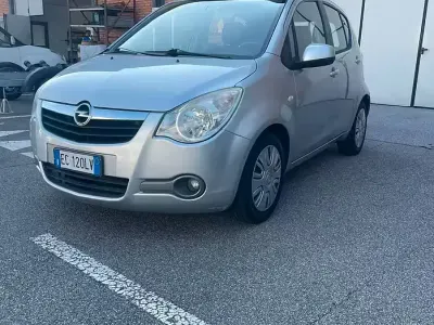 Usata Opel Agila Enjoy 65 CV (47 kW) 2010 Grigio Utilitaria
