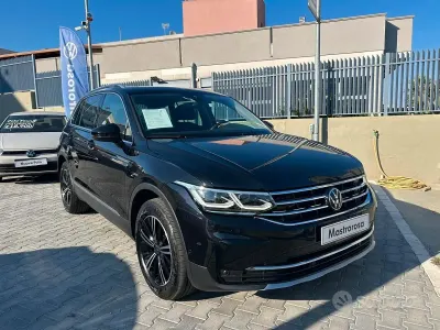 Usata VW Tiguan Elegance 150 CV (110 kW) 2023 Nero SUV