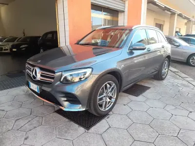 Usata Mercedes GLC250 Premium 204 CV (150 kW) 2018 Grigio SUV
