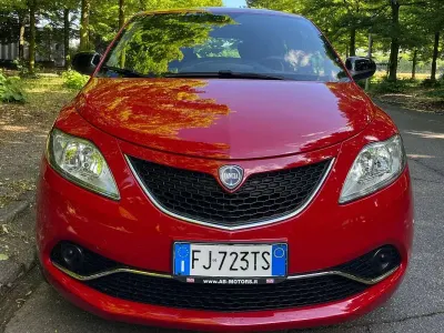 Usata Lancia Ypsilon
