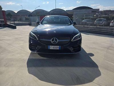 Usata Mercedes C220 194 CV (142 kW) 2019 Blu/azzurro Cabrio