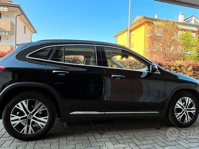Usata Mercedes GLA180 Progressive 116 CV (85 kW) 2023 Nero SUV