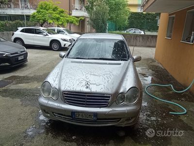 Mercedes C220