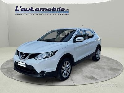 Usata Nissan Qashqai Acenta 110 CV (80 kW) 2017 Bianco SUV