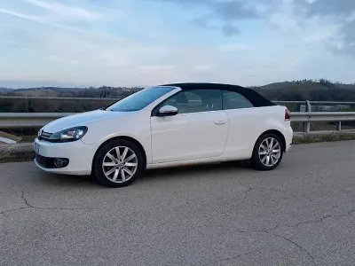 Usata VW Golf Cabriolet 105 CV (77 kW) 2011 Bianco Cabrio