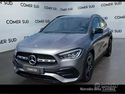 Usata Mercedes GLA200 Premium 150 CV (110 kW) 2022 Grigio SUV