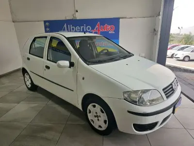 Usata Fiat Punto Active 69 CV (50 kW) 2004 Bianco Utilitaria