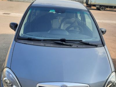 Usata Lancia Musa 90 CV (66 kW) 2011 Blu Monovolume