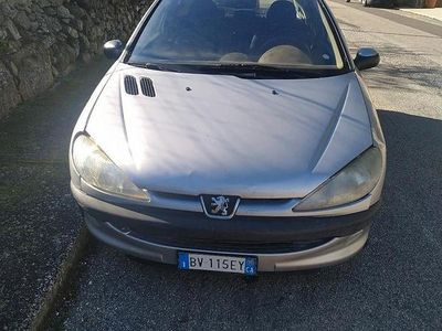 Usata Peugeot 206 75 CV (55 kW) 2001 Utilitaria