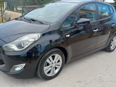 Usata Hyundai ix20 Comfort 77 CV (56 kW) 2012 Nero Utilitaria
