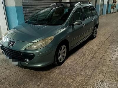 Usata Peugeot 307 90 CV (66 kW) 2005 Verde Station wagon