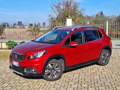 Usata Peugeot 2008 Allure 82 CV (60 kW) 2018 Rosso SUV