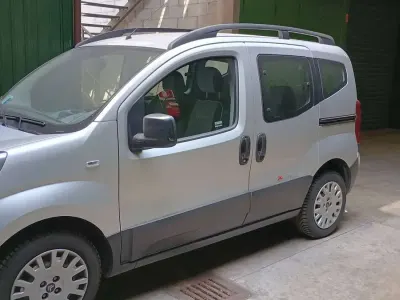 Usata Citroën Nemo XTR 75 CV (55 kW) 2011 Argento Monovolume