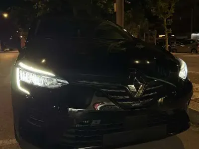 Usata Renault Clio V Techno 101 CV (74 kW) 2023 Berlina