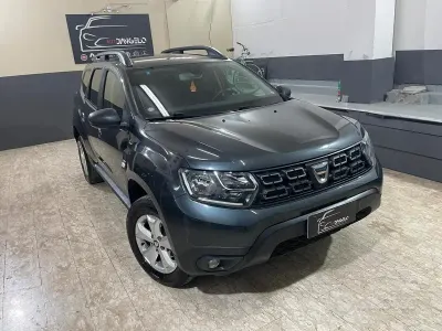 Usata Dacia Duster Prestige 116 CV (85 kW) 2019 Grigio SUV