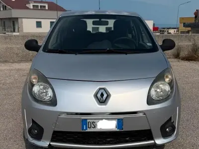 Usata Renault Twingo 64 CV (47 kW) 2009 Grigio Utilitaria