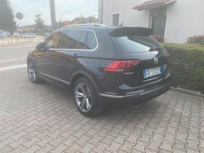 Usata VW Tiguan 131 CV (96 kW) 2020 Nero SUV