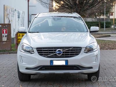 Usata Volvo XC60 Business Edition 181 CV (133 kW) 2014 Bianco SUV