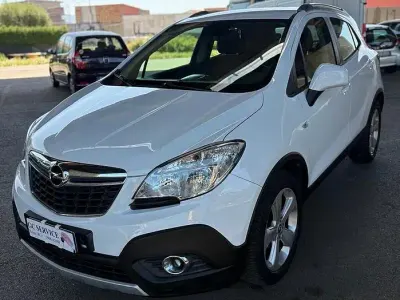 Usata Opel Mokka 131 CV (96 kW) 2014 Bianco SUV