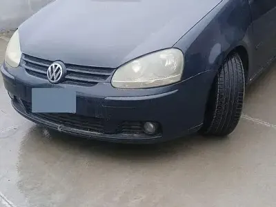 Usata VW Golf IV 115 CV (84 kW) 2004 Bluazzurro Berlina