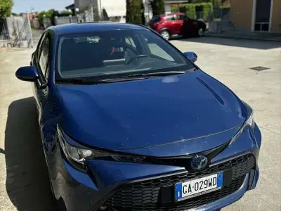Second-hand Toyota Corolla Active 98 CP (72 kW) 2020 Berlinǎ