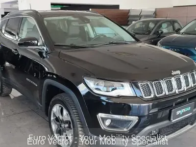 Usata Jeep Compass Limited 140 CV (102 kW) 2020 Nero SUV