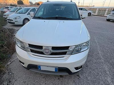 Usata Fiat Freemont Lounge 170 CV (125 kW) 2012 Bianco SUV