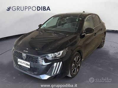 Usata Peugeot 208 Allure 101 CV (74 kW) 2025 Bianco Utilitaria