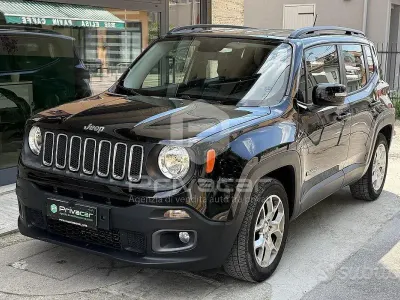 Usata Jeep Renegade Limited 140 CV (102 kW) 2017 Nero SUV