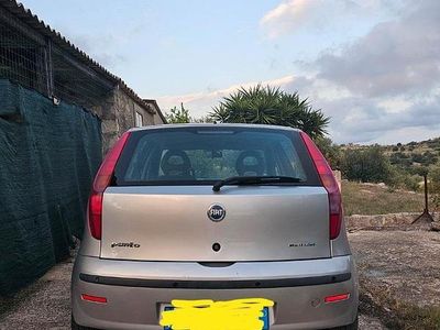 Grigio Usata 2006 Fiat Punto Utilitaria | 2600 €