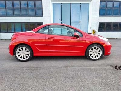 Usata Peugeot 207 CC 150 CV (110 kW) 2008 Rosso Cabrio