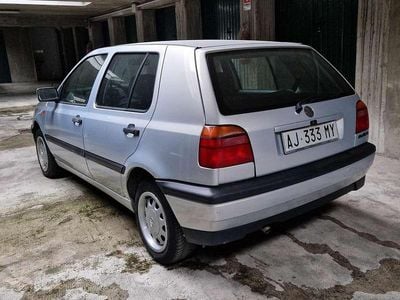 Usata VW Golf III 101 CV (74 kW) 1996 Argento Berlina