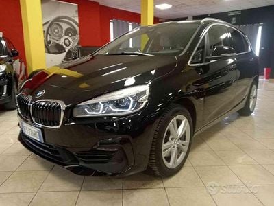 Usata BMW 218 Active Tourer Sport Line 150 CV (110 kW) 2019 Nero Monovolume