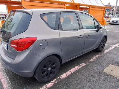 Usata Opel Meriva 120 CV (88 kW) 2014 Monovolume