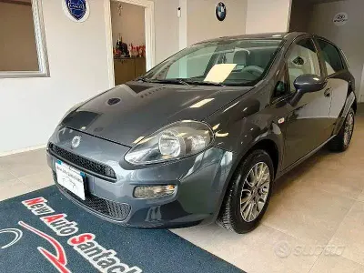Usata Fiat Punto Lounge 95 CV (69 kW) 2012 Grigio Utilitaria