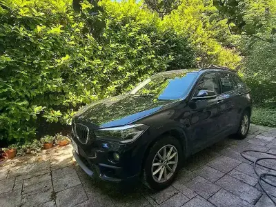 Usata BMW X1 Efficient Dynamics 150 CV (110 kW) 2019 Nero SUV