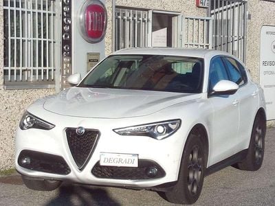 Usata Alfa Romeo Stelvio 209 CV (153 kW) 2017 Bianco SUV