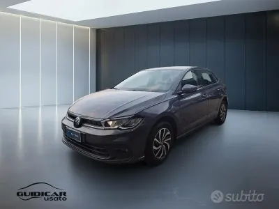 Usata VW Polo Life 80 CV (58 kW) 2023 Bianco Utilitaria