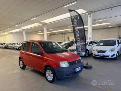 Usata Fiat Panda Active 75 CV (55 kW) 2008 Rosso Utilitaria