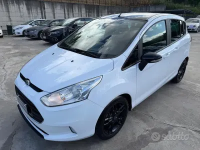 Usata Ford B-MAX 75 CV (55 kW) 2017 Bianco Monovolume