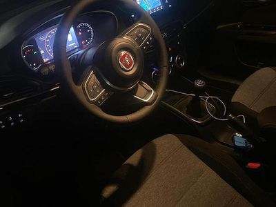 Usata Fiat Tipo Cross 131 CV (96 kW) 2022 Utilitaria