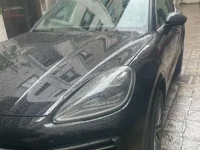 Usado Porsche Cayenne 441 CV (324 kW) 2018 Negro SUV
