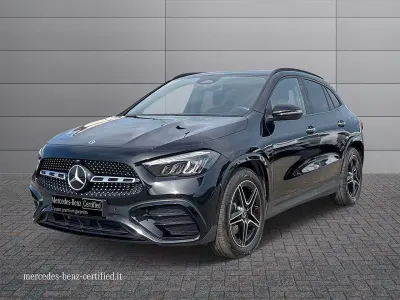 Usata Mercedes GLA180 Advanced Plus 116 CV (85 kW) 2023 Nero metallizzato SUV