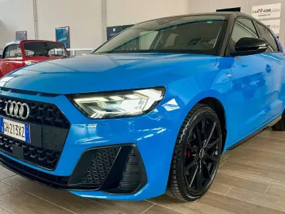 Usata Audi A1 Sportback Competition 110 CV (80 kW) 2022 Blu/azzurro Utilitaria